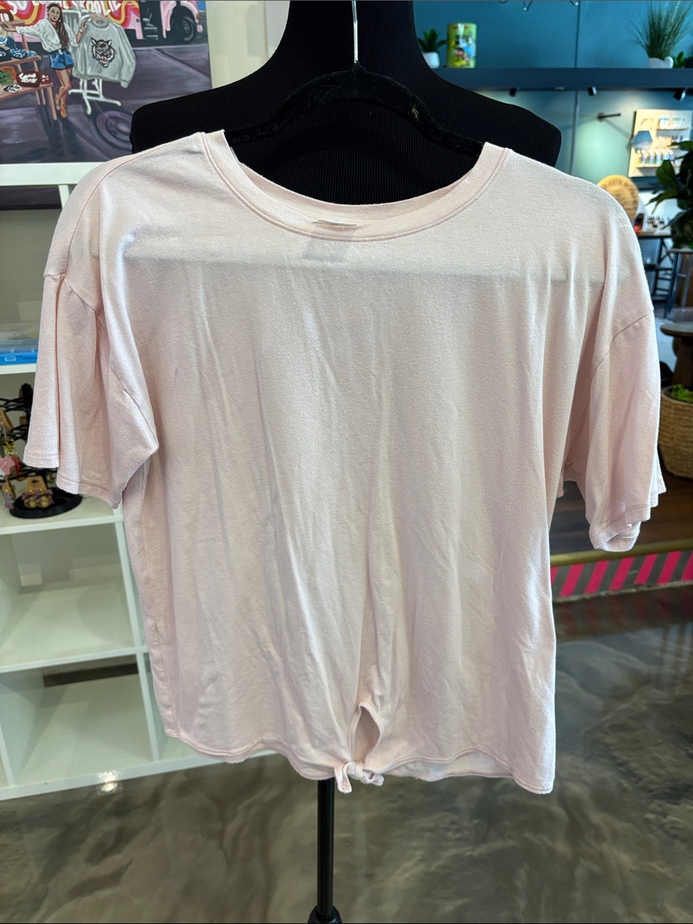 CALIA by Carrie Underwood Light Pink Tie-Hem Short Sleeve Tee